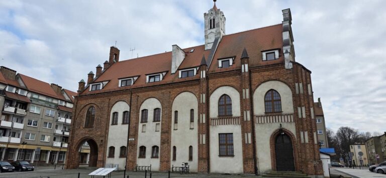 Burmistrz proponuje wyższe stawki za&nbsp;parkowanie przy ratuszu