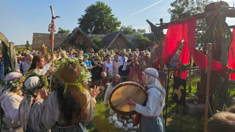 Noc Kupały w&nbsp;Centrum Słowian i&nbsp;Wikingów. Ogień, woda, obrzędy i&nbsp;słowiańska magia