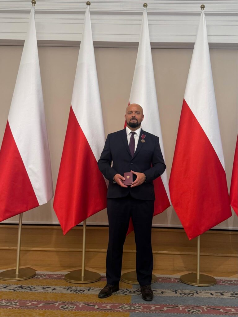 Adam Celiński odznaczony Brązowym Krzyżem Zasługi. Marek Gróbarczyk wystąpił z&nbsp;wnioskiem
