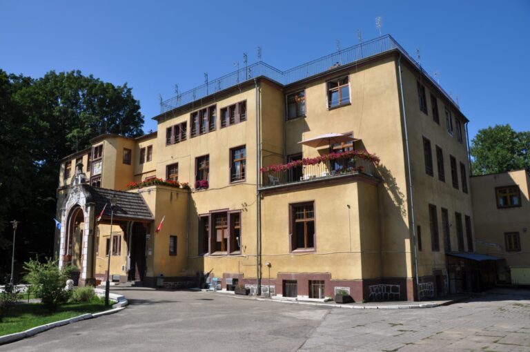 Ile kosztuje miejsce w&nbsp;DPS Śniatowo? Stawki w&nbsp;województwie zachodniopomorskim na&nbsp;2026 rok