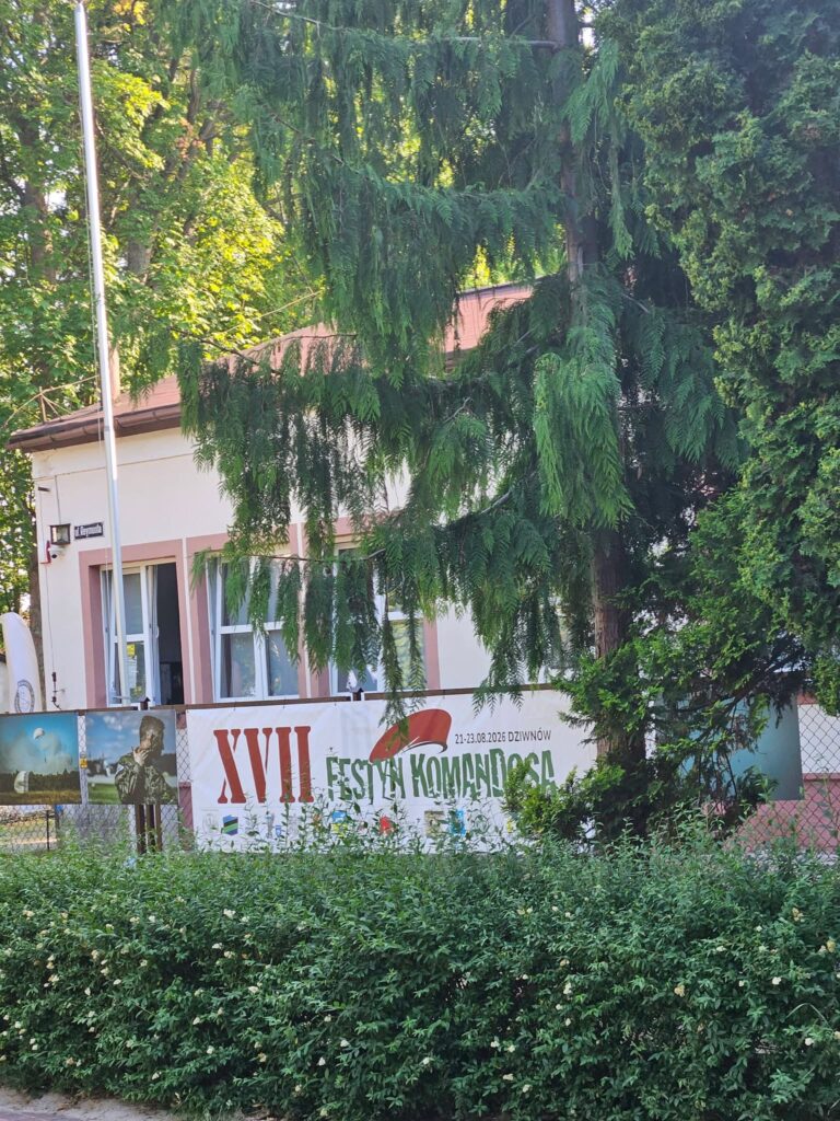 Wicepremier Kosiniak-Kamysz obejmie patronatem XVII Festyn Komandosa. Dzisiaj rusza Izba Pamięci [zobacz zdjęcia]