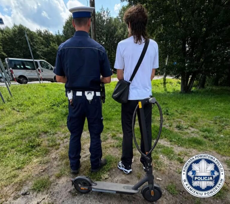 Hulajnogi i&nbsp;UTO pod&nbsp;lupą policjantów ruchu drogowego KPP w&nbsp;Kamieniu Pomorskim