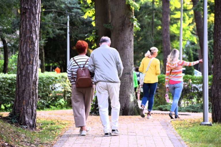 Gmina Dziwnów zaprasza na&nbsp;wrześniowy wypoczynek