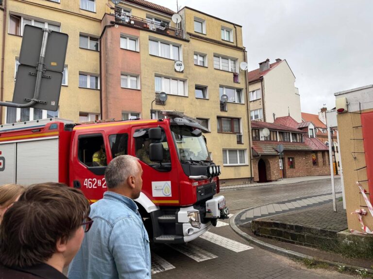 Ćwiczenia ewakuacyjne w&nbsp;PSONI w&nbsp;Kamieniu Pomorskim. Liczy się bezpieczeństwo [zobacz zdjęcia]