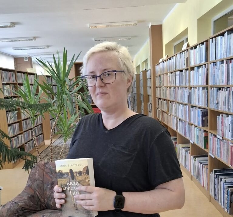 Debiutancka powieść mieszkanki Kamienia Pomorskiego. Spotkanie autorskie w&nbsp;bibliotece