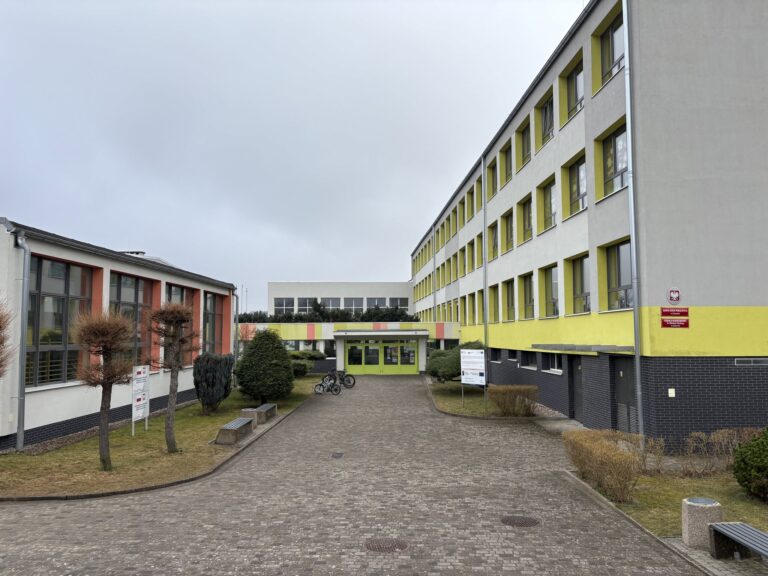 KOMUNIKAT DYREKTORA SZKOŁY W&nbsp;GOLCZEWIE