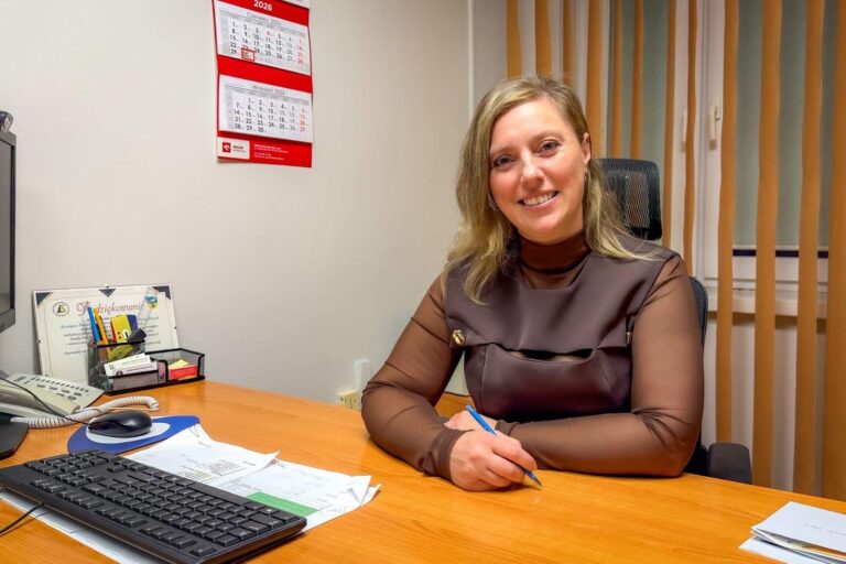 Zmiana w&nbsp;Dziwnowie. Zastępczyni burmistrza odchodzi po&nbsp;niespełna dziesięciu miesiącach. Joanna Ciszczyk przejmuje obowiązki