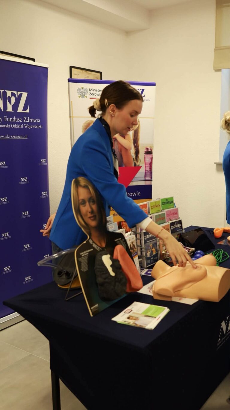 Profilaktyka nie&nbsp;tylko&nbsp;w&nbsp;październiku. Spotkanie w&nbsp;szpitalu za&nbsp;nami [zobacz zdjęcia i&nbsp;nagranie]