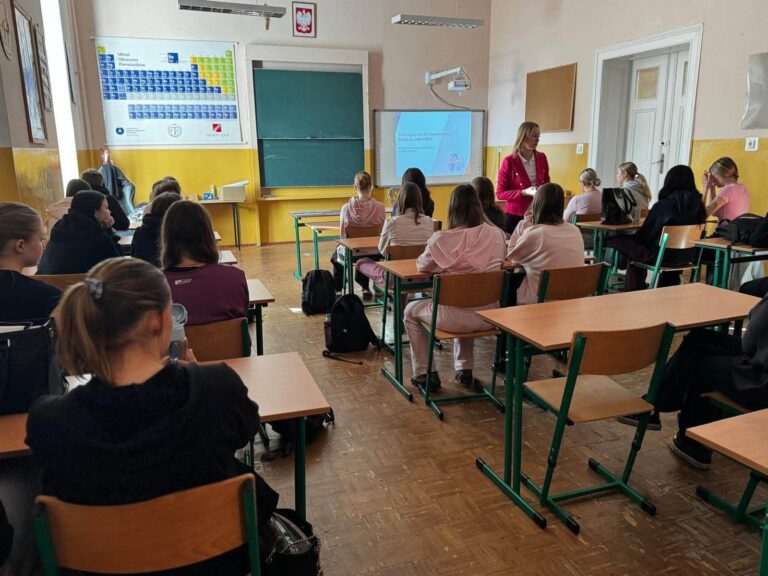 „Badam siebie, znam siebie”. O&nbsp;profilaktyce nowotworowej w&nbsp;Technikum Leśnym w&nbsp;Benicach